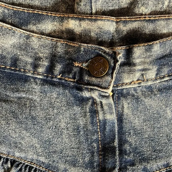 Zena Vintage Skirt - Picture 5 of 5